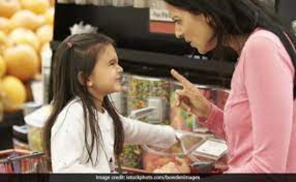 ये 5 संकेत बताते हैं कि आपका बच्चा बिगड़ रहा है, समय रहते हो जाइए आप सतर्क