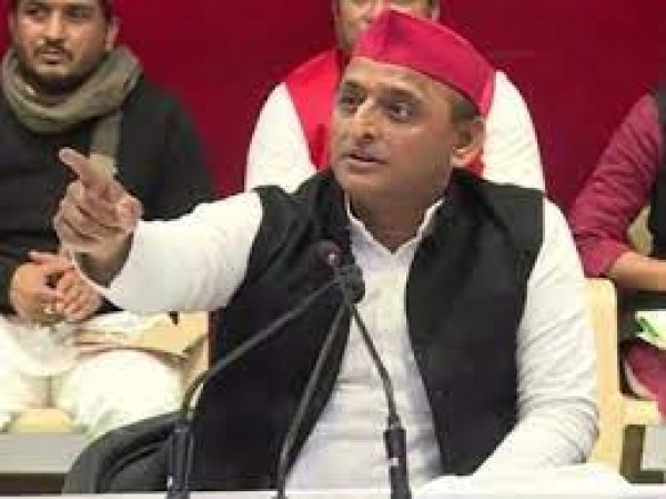 &#039;आधी कमाई, दोगुनी महंगाई&#039; : UP चुनाव से पहले अखिलेश का जनता को &#039;खत&#039;, CM योगी पर बरसे