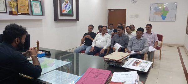 मार्केट क्षेत्रों में व्यापारियों के सहयोग से होगा प्लांटेशन, व्यवसायी खुद देखरेख कर पौधे को सवारेंगे, शहर को सुंदर बनाने में करेंगे सहयोग