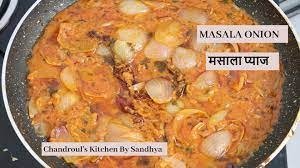 किचन में खत्म हो गई सारी सब्जियां, तो बनाएं ये पांच ग्रेवी रेसिपीज