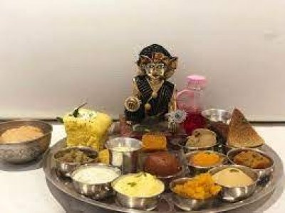 लड्डू गोपाल को सर्दियों में लगाएं ये 6 भोग, परेशानियां रहेंगी दूर, धन वैभव की होगी प्राप्ति