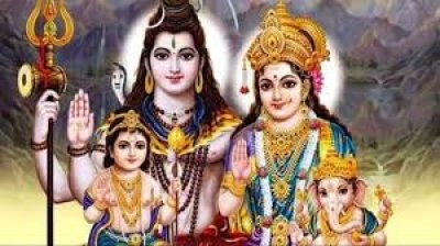 भगवान शिव को रवि प्रदोष व्रत पर लगाएं इन चीजों का भोग, बरस पड़ेगी भोलेनाथ की कृपा