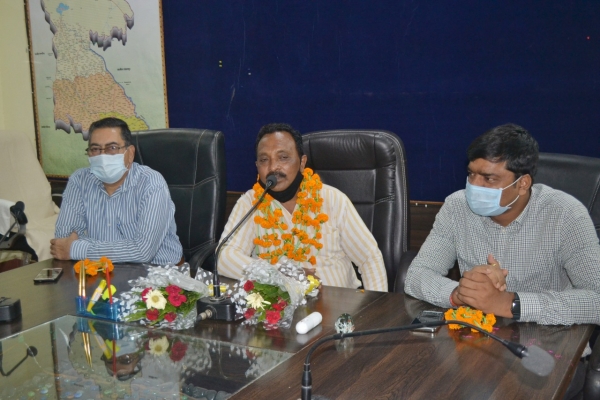 पंकज स्वरूप बने डिप्टी कलेक्टर ,जलसंसाधन विभाग दुर्ग का मिला कार्यभार , कलेक्टोरेट कर्मचारियों ने  दी विदाई