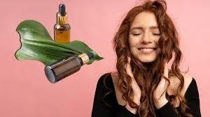Long Hair चाहते हैं तो आज से ही लगाना शुरू करें ये वाला Hair Oil, बालों को मजबूत और घना भी बनाएगा