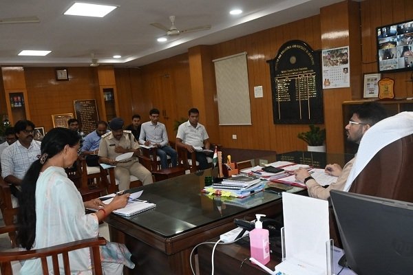 रिपोर्ट के आधार पर 19 इंस्टाग्राम पेज को किया गया बंद , 3 वीडियो को किया गया डिलीट