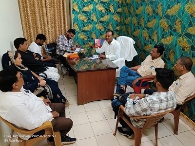 वित्त लेखा एवं अंकेक्षण विभाग प्रभारी नरेंद्र बंजारे ने ली समिति सदस्यों के साथ बैठकः