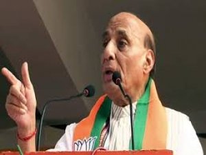 कांग्रेस कुछ सालों में डायनासोर की तरह विलुप्त हो जाएगी : रक्षामंत्री राजनाथ सिंह
