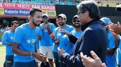 जब कपिल देव ने सर्जरी से पहले हार्दिक पांड्या को फोन करके कहा था- &#039;बेटा हल्दी का दूध पीना&#039;