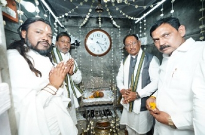 बाबा गुरू घासीदास जी के बताए मार्ग पर काम कर रही हमारी सरकार - मुख्यमंत्री साय