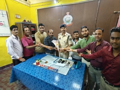 नव पदस्थ पुलिस निरीक्षक  जयकुमार साहू से पत्रकार  टीम ने की सौजन्य मुलाकात