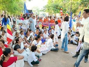 महाबोधि महाविहार विवाद पर सुप्रीम कोर्ट की सुनवाई के समर्थन में दुर्ग में बौद्ध समाज का शांतिपूर्ण आंदोलन जारी