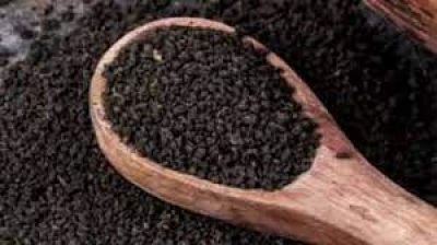 बची हुई चायपत्ती का कैसे करें इस्तेमाल, जानें ये कमाल के हैक्स