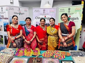 छत्तीसगढ़ की संस्कृति ने विदेश में बिखेरा रंग