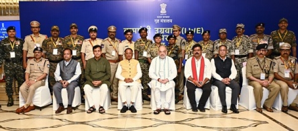 माओवादी आतंक विरोधी अभियान के हर मोर्चे पर छत्तीसगढ़ सरकार को मिली अच्छी सफलता : केंद्रीय गृह मंत्री शाह