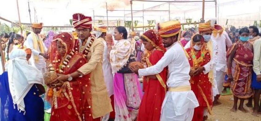 मुख्यमंत्री कन्या विवाह योजना के तहत् 75 जोड़ो की शादी