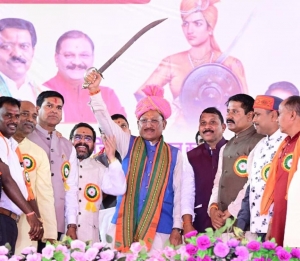 &ldquo;वीरता, स्वाभिमान और राष्ट्रभक्ति की प्रतीक अवंतीबाई लोधी को नमन: मुख्यमंत्री विष्णु देव साय 168वें बलिदान दिवस कार्यक्रम में हुए शामिल, प्रतिमा अनावरण के साथ विकास कार्यों की बड़ी घोषणाएं&rdquo;