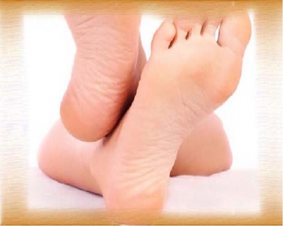 थकान महसूस हो रही हैं तो करें पैर के पंजों की ये 5 एक्सरसाइज