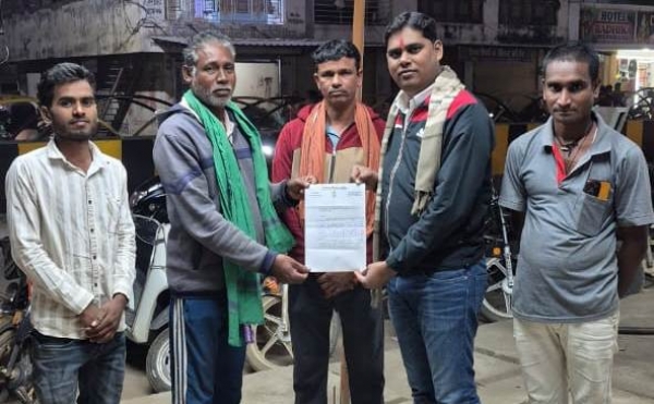 धान बेचना हुआ परेशानी का कारण तहसीलदार साहब सुनते ही नहीं-किसान नेता संजय सिन्हा