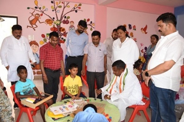 प्रभारी मंत्री  कवासी लखमा ने एजुकेशन सिटी का लिया जायजा