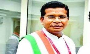 आदिवासी समाज के आरक्षण की कटौती के लिये रमन सिंह, भाजपा दोषी-कांग्रेस कांग्रेस आदिवासी समाज के सामने भाजपा को बेनकाब करेगी-मोहन मरकाम