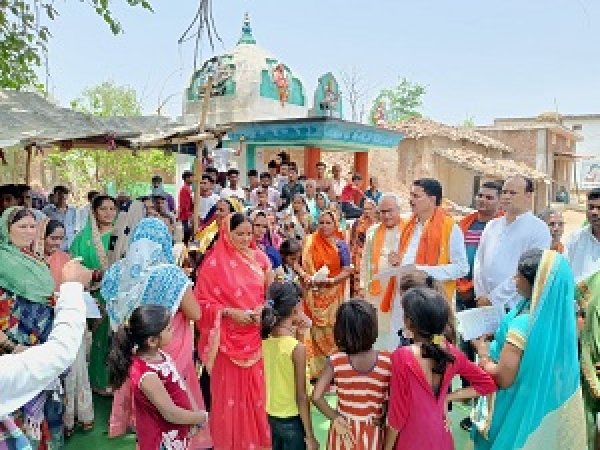 मोदी सरकार की योजनाओं का लाभ जन जन को मिल रहा : विकास दीवान