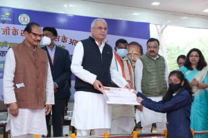 नक्सल प्रभावित क्षेत्र के बच्चों ने तय की आईआईटी-एनआईटी की मंजिल