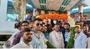 असंगठित कामगार एवं कर्मचारी कांग्रेस के राष्ट्रीय अध्यक्ष का बोरकर द्वारा भव्य स्वागत