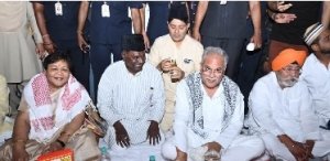 देश और प्रदेश के विकास के लिए एकजुटता और आपसी भाईचारा महत्वपूर्ण : राज्यपाल  उइके
