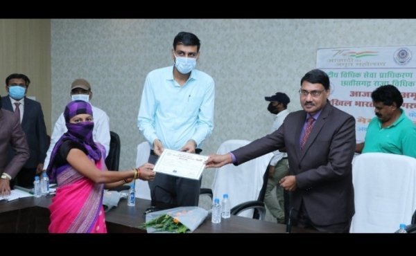 जिला पंचायत कांकेर में ई-मेगा लीगल सर्विस कैंप का आयोजन ,बिलासपुर उच्च न्यायालय के मुख्य न्यायाधिपति श्री अरूप कुमार गोस्वामी ने किया कार्यक्रम का वर्चुअल शुभारंभ
