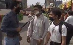प्रवासी मजदूरों की जुबानी सुनिए, क्यों दिल्ली में रुकने के लिए नहीं हैं तैयार