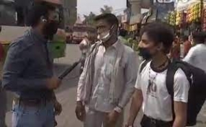 प्रवासी मजदूरों की जुबानी सुनिए, क्यों दिल्ली में रुकने के लिए नहीं हैं तैयार