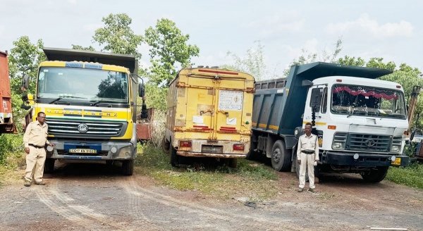 अवैध गौण खनिज परिवहन करते 07 वाहन जप्त