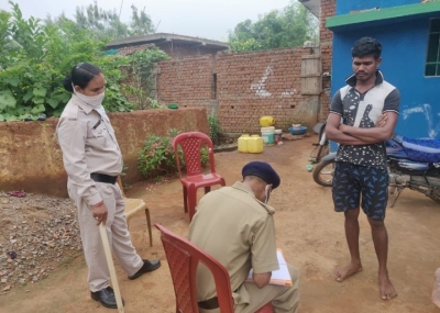 अवैध मदिरा के विरुद्ध की गई कार्रवाई