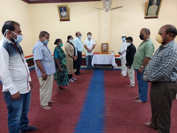 भारत के प्रथम प्रधानमन्त्री पंडित जवाहरलाल नेहरू की पुण्यतिथि गरिमा और सादगी के साथ मनाई गई !