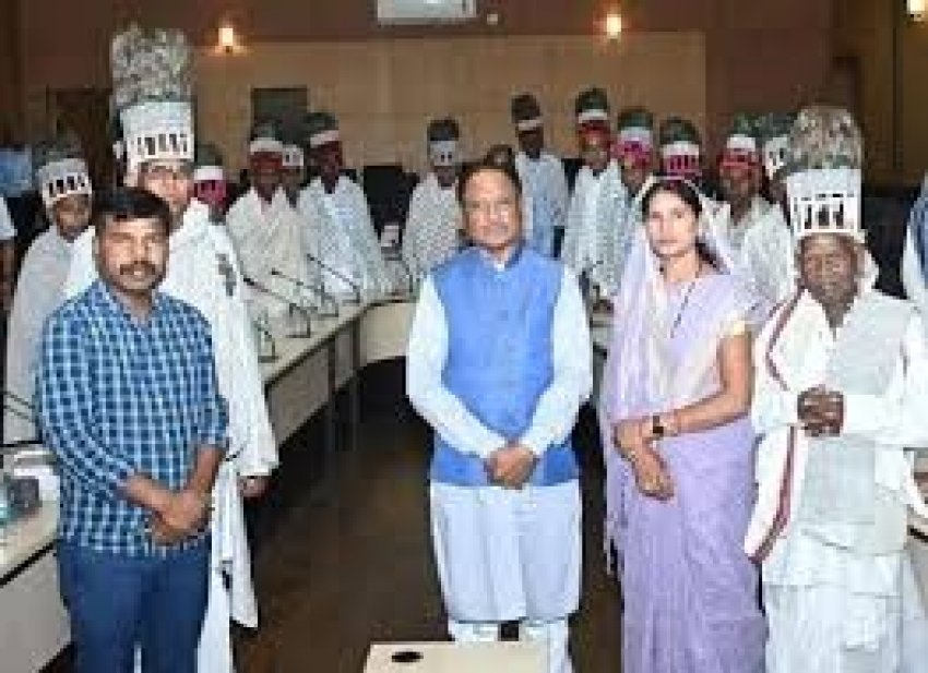 मुख्यमंत्री  विष्णुदेव साय से अखिल भारतीय रामनामी महासभा के प्रतिनिधियों ने की सौजन्य भेंट