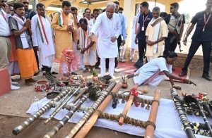 मुख्यमंत्री ग्राम पंचायत राजागांव के आस्था केंद्र देवगुड़ी स्थल पहुंचे