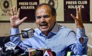 संसद की PAC में टीकाकरण के मुद्दे पर तीखी बहस, अधीर रंजन चौधरी बोले- देश के हालात...