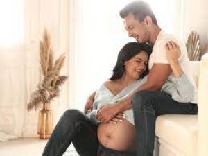 गुड न्यूज:सिंगर आदित्य नारायण बनने वाले हैं पिता, पत्नी श्वेता के बेबी बंप की फोटो शेयर कर दी जानकारी