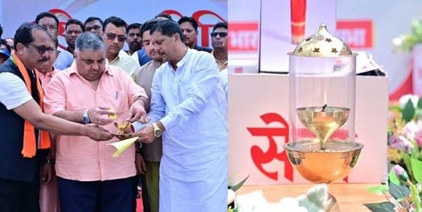 विकसित भारत के संकल्प से जगमगाया जशपुर ,  पर्यटन मंत्री राजेश अग्रवाल के नेतृत्व में निकली &lsquo;सेवा ज्योति यात्रा&rsquo;; रणजीता स्टेडियम में हुई विकसित भारत संकल्प सभा, 2047 तक विकसित राष्ट्र निर्माण में सक्रिय भागीदारी का लिया संकल्प