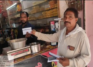 सिंगल यूज प्लास्टिक के निर्माताओं विक्रेताओं व दुकानदारों पर निगम हुई सख्त,11 दुकानदारों के खिलाफ की गई कार्रवाई
