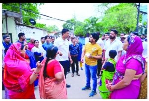 भिलाई में स्मार्ट मार्केटसीसीटीवी कैमरे से होगा लैस, रंगबिरंगी लाइटों से सजेगा बाजार : विधायक देवेंद्र यादव