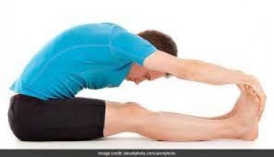 सर्दियों में शरीर को गर्म रखेंगे ये 5 आसान योगासन, तन और मन के लिए भी हैं फायदेमंद