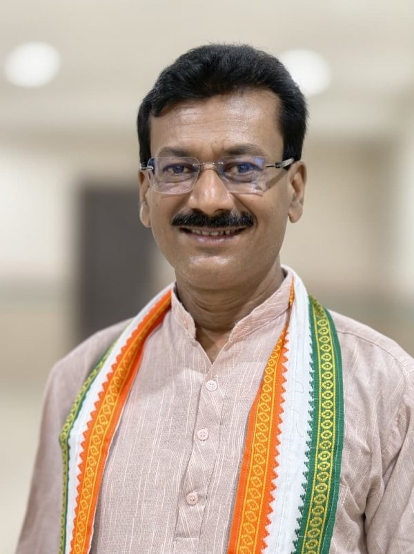 फिटनेस से लाइसेंस और वाहन ट्रांसफर तक अतिरिक्त रकम मांगने की शिकायतें; धनंजय सिंह ठाकुर ने निष्पक्ष जांच, शुल्क सूची सार्वजनिक करने और दोषियों पर कार्रवाई की मांग की
