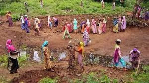 मनरेगा में मजदूरी दर में 11 रुपए की बढ़ोतरी, अब 204 रूपए मिलेंगे