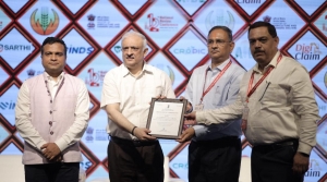 प्रधानमंत्री फसल बीमा योजना में छत्तीसगढ़ को राष्ट्रीय स्तर पर बड़ी उपलब्धि