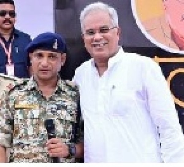 मुख्यमंत्री जी आपने सड़क, कैम्प और स्कूलों को सुधारकर बदल दी है नक्सल प्रभावित इलाके की तस्वीर: पूर्व नक्सली कमांडर