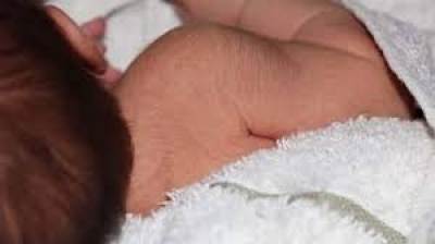शिशु के शरीर से बाल हटाने के ये हैं 3 घरेलू उपाय, नहीं होगा कोई साइड इफेक्ट