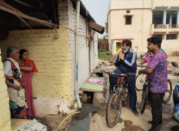 सफाई व्यवस्थाओं पर लापरवाही होती है आप सीधे शिकायत मुझे मेरे फोन पर मेसेज कर सकते है - महापौर बाकलीवाल