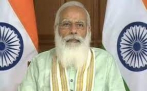 पीएम मोदी ने महाराष्ट्र में &lsquo;ताउते&rsquo; से उत्पन्न स्थिति को लेकर उद्धव ठाकरे से की चर्चा