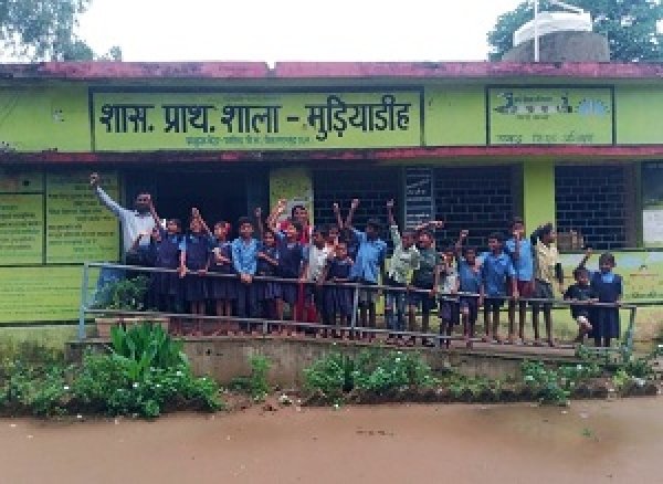 युक्तियुक्तकरण से मुडियाडीह और नाँदबारू के ग्रामीण हुए प्रसन्न